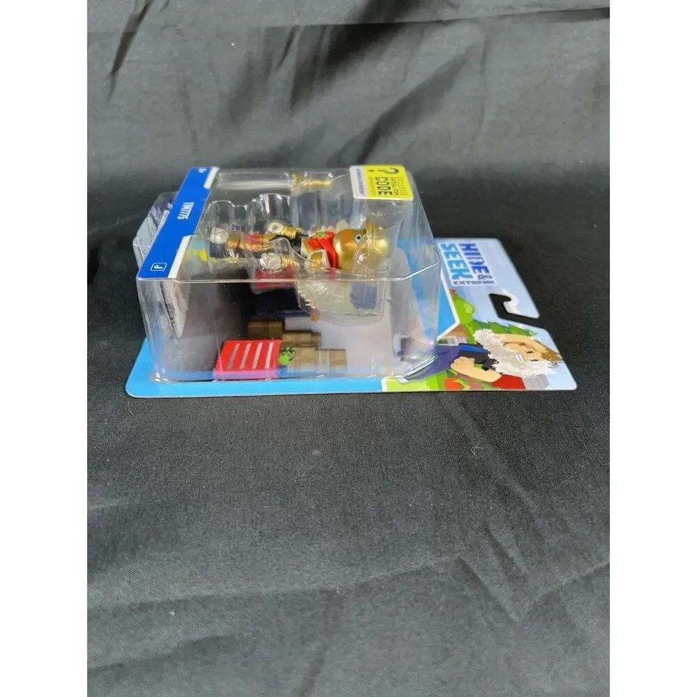 Roblox DevSeries Hide & Seek Extreme: TIM7775 Toy Figure w/Virtual Item Code NEW
